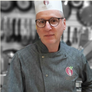 Chef Reynal Rost, professor titular de confeitaria